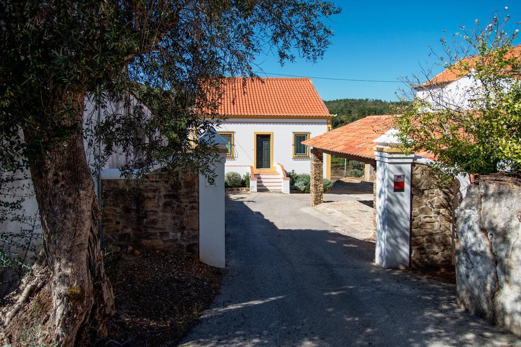 Quinta Da Eira Velha Guest House Aldeia do Mato  ภายนอก รูปภาพ